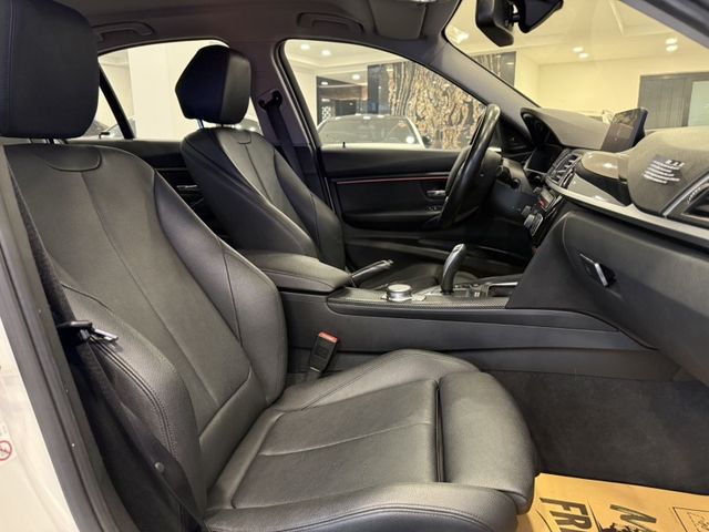 BMW/ 寶馬 318i  第17張相片