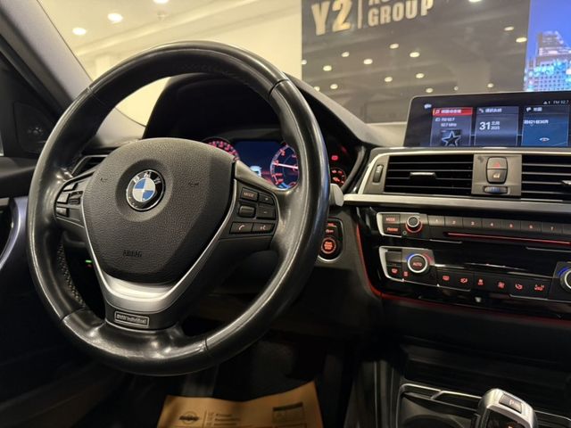 BMW/ 寶馬 318i  第34張相片