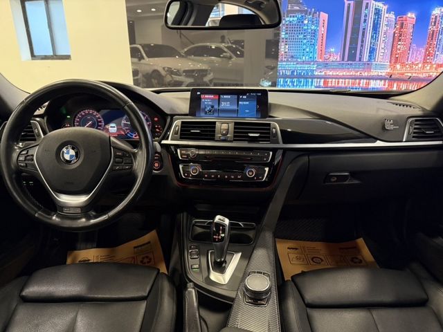 BMW/ 寶馬 318i  第35張相片