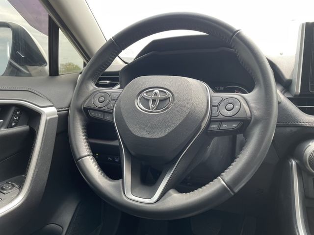Toyota RAV4  第9張相片