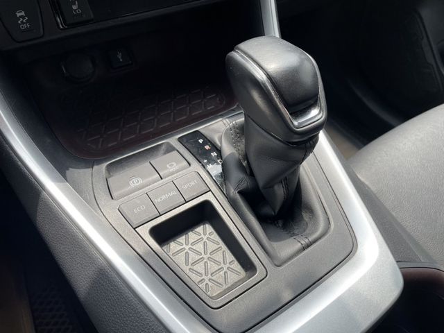 Toyota RAV4  第19張相片