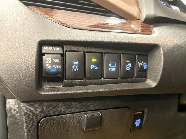 Toyota Sienna  第29張相片