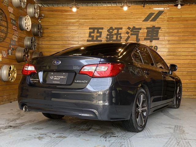 Subaru Legacy  第2張相片