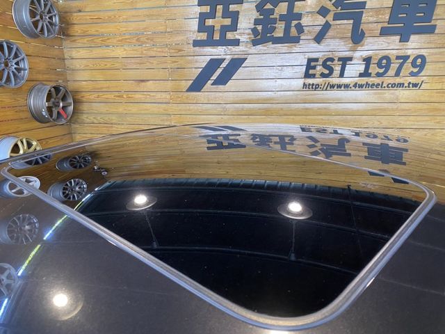 Subaru Legacy  第19張相片
