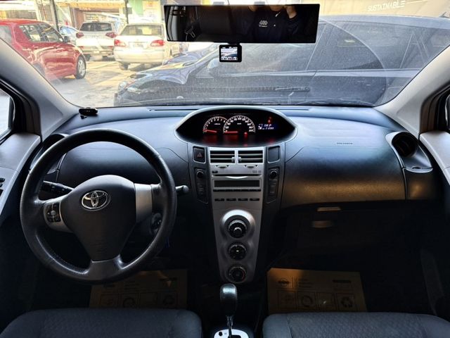 Toyota Yaris  第8張相片