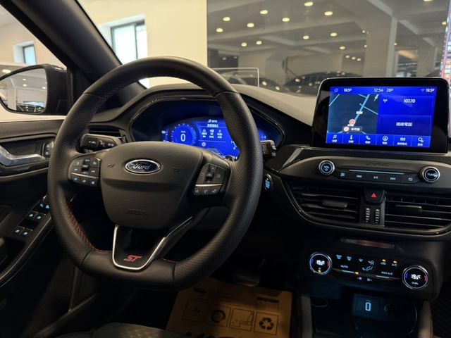 Ford/福特 Focus  第9張相片