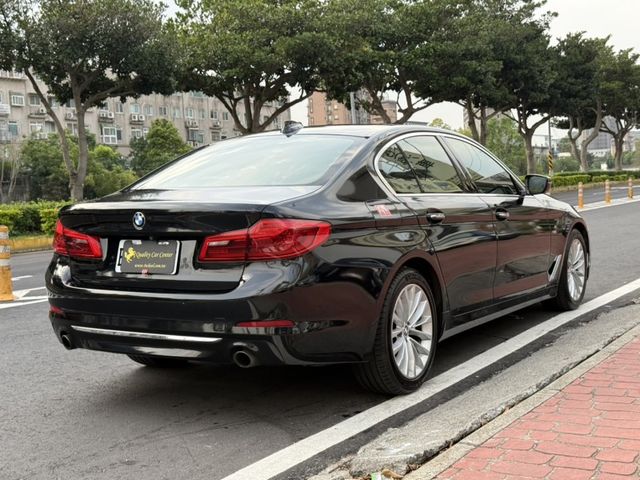 BMW/ 寶馬 520i  第3張相片