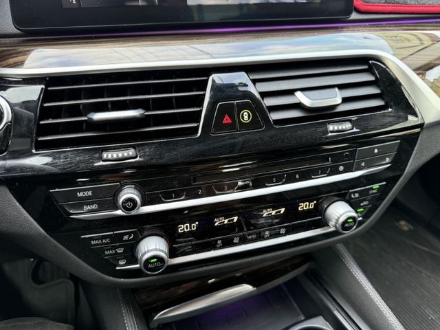 BMW/ 寶馬 520i  第17張相片