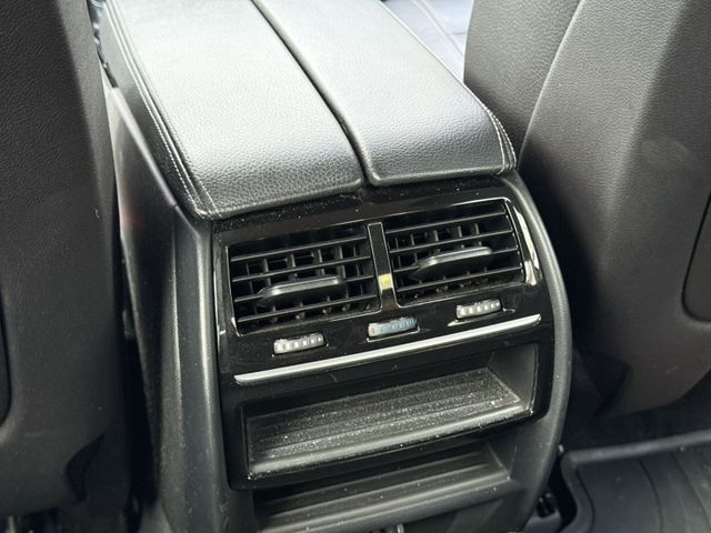 BMW/ 寶馬 520i  第24張相片