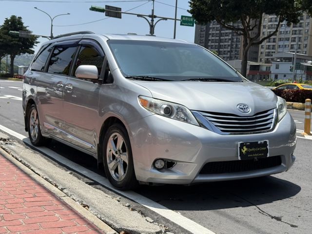 Toyota Sienna  第4張相片