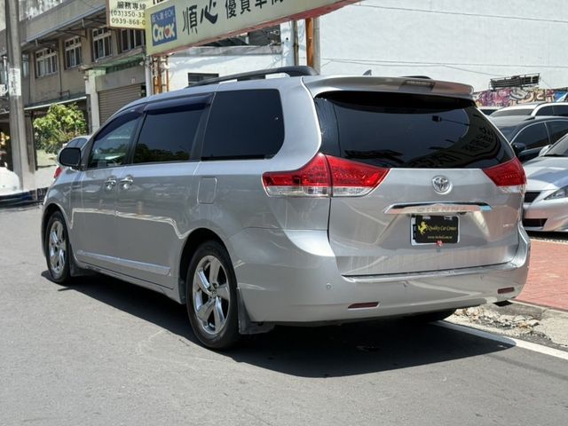 Toyota Sienna  第5張相片