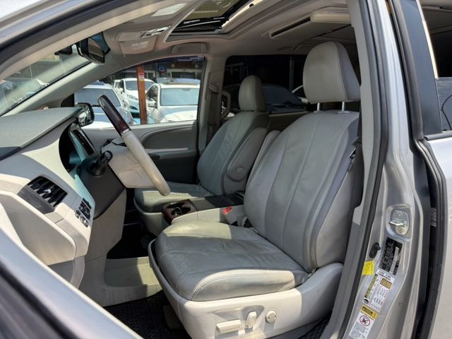 Toyota Sienna  第6張相片