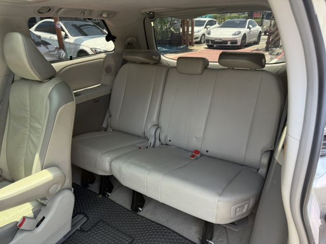 Toyota Sienna  第8張相片