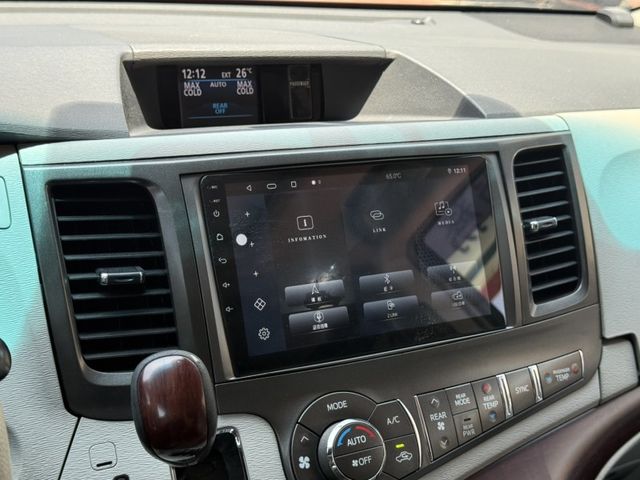 Toyota Sienna  第13張相片