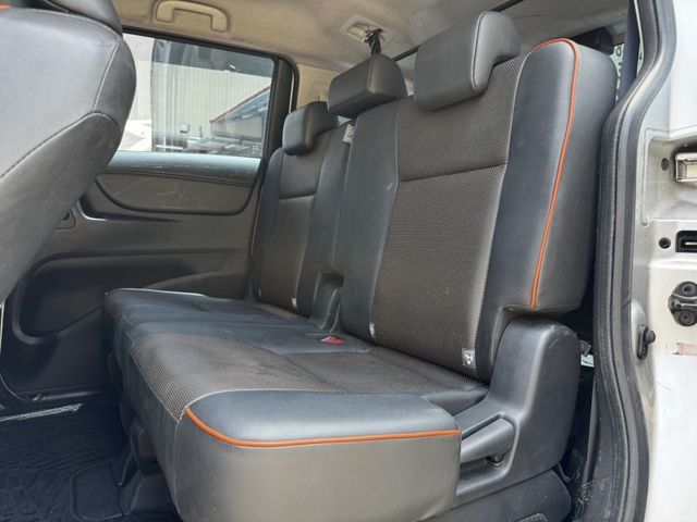 Toyota SIENTA  第8張相片