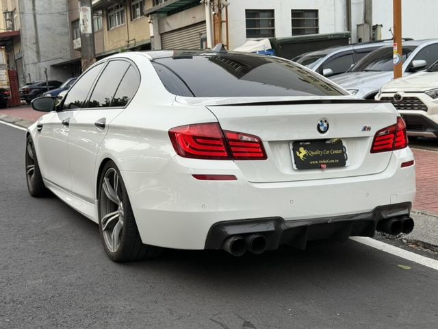 BMW/ 寶馬 M5  第8張相片