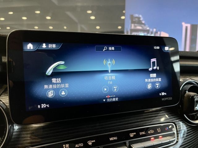 Mercedes-Benz/賓士 V250d  第31張相片