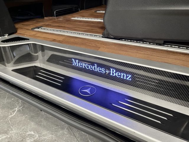 Mercedes-Benz/賓士 V250d  第49張相片