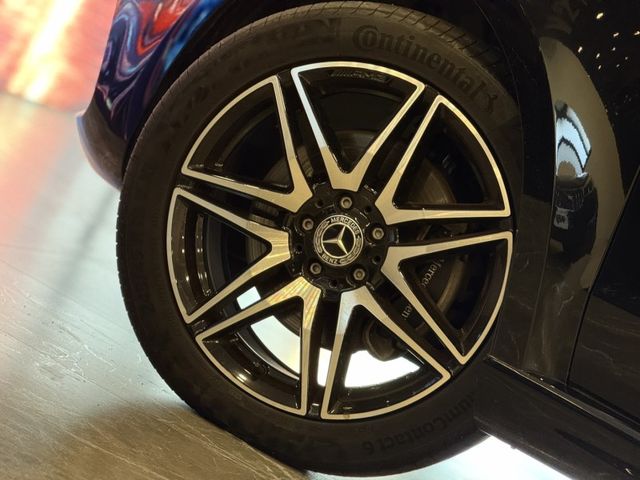 Mercedes-Benz/賓士 V220d  第4張相片