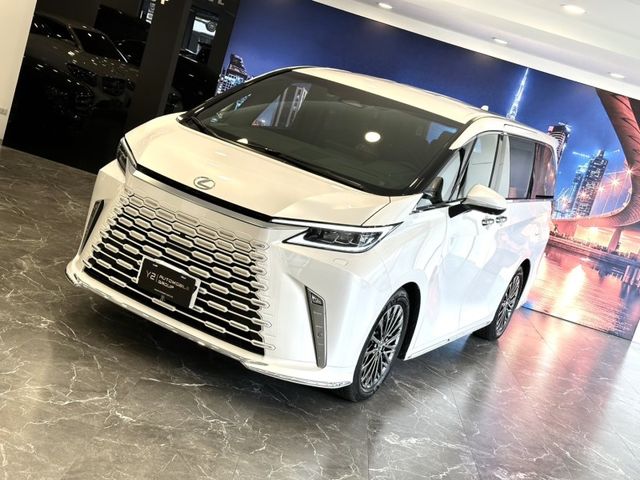 Lexus LM  第9張相片