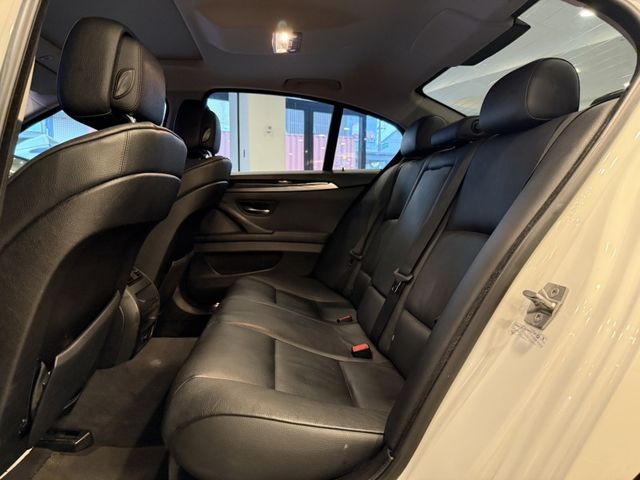BMW/ 寶馬 523i  第8張相片