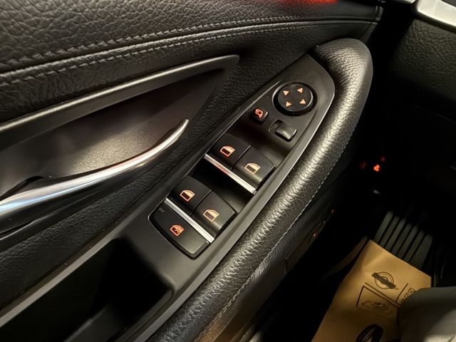 BMW/ 寶馬 523i  第19張相片