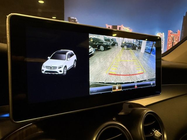Mercedes-Benz/賓士 GLC300  第31張相片
