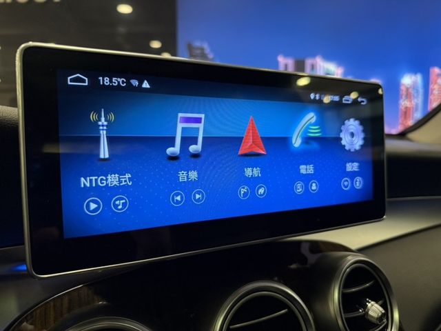 Mercedes-Benz/賓士 GLC300  第32張相片