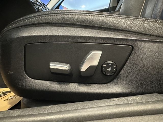 BMW/ 寶馬 520i Luxury  第16張相片
