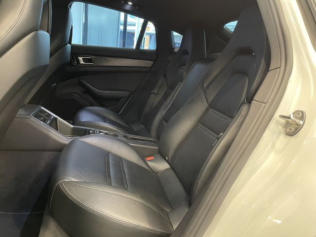 Porsche保時捷 Panamera  第28張相片