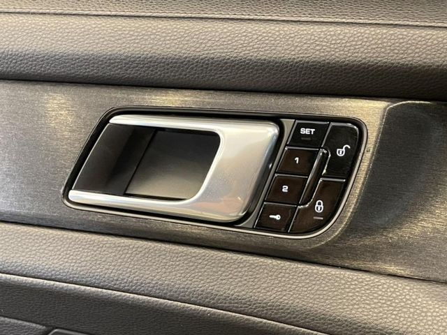 Porsche保時捷 Panamera  第32張相片