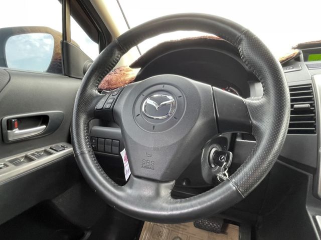 Mazda Mazda5  第17張相片