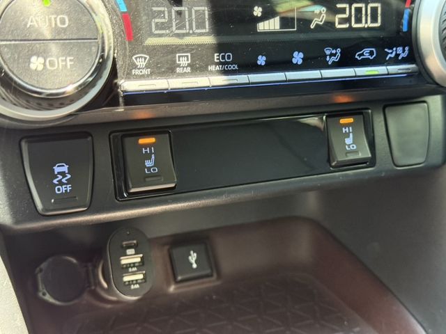 Toyota RAV4  第20張相片