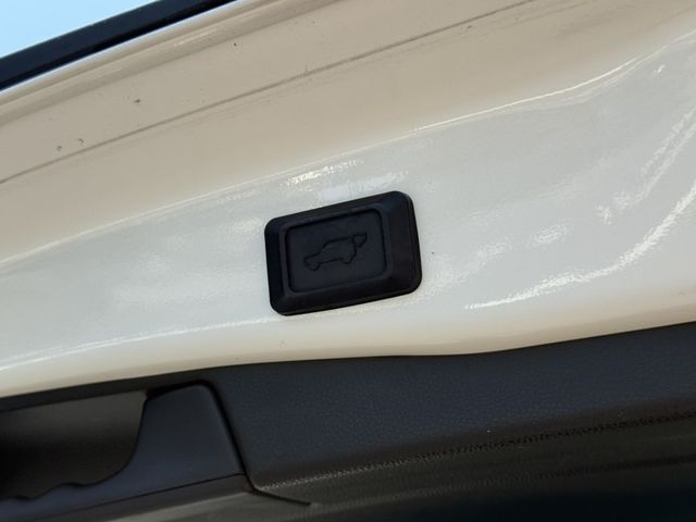 Toyota RAV4  第27張相片