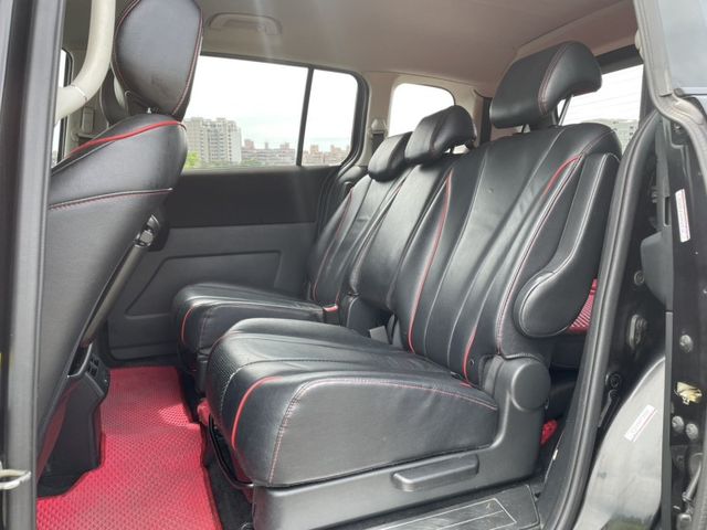 Mazda Mazda5  第9張相片