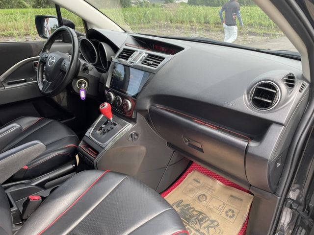 Mazda Mazda5  第10張相片
