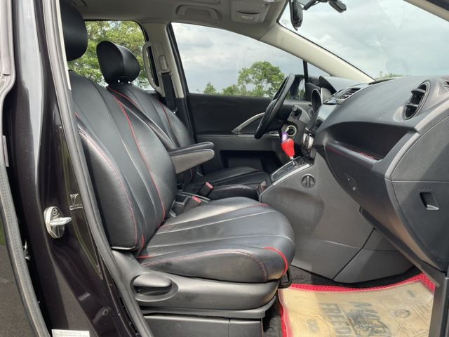 Mazda Mazda5  第11張相片