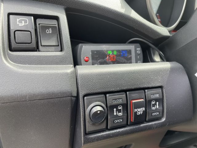Mazda Mazda5  第13張相片