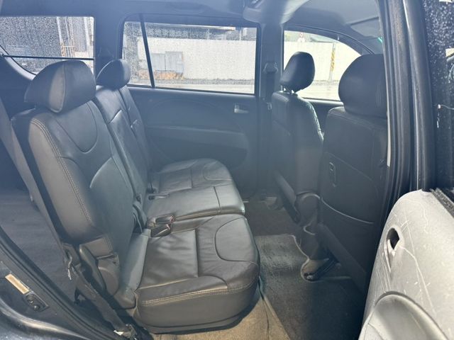 Mitsubishi Zinger  第9張相片