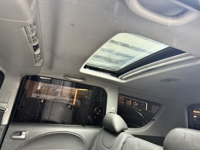 Mitsubishi Zinger  第19張相片