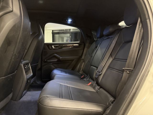 Porsche保時捷 Cayenne   第15張相片