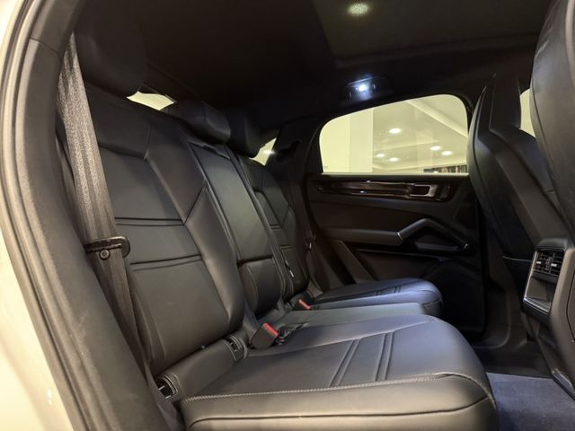 Porsche保時捷 Cayenne   第16張相片