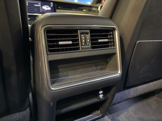 Porsche保時捷 Cayenne   第21張相片