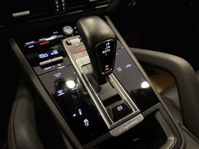 Porsche保時捷 Cayenne   第27張相片