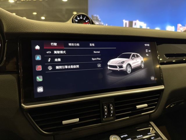 Porsche保時捷 Cayenne   第35張相片
