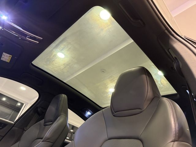 Porsche保時捷 Cayenne   第39張相片