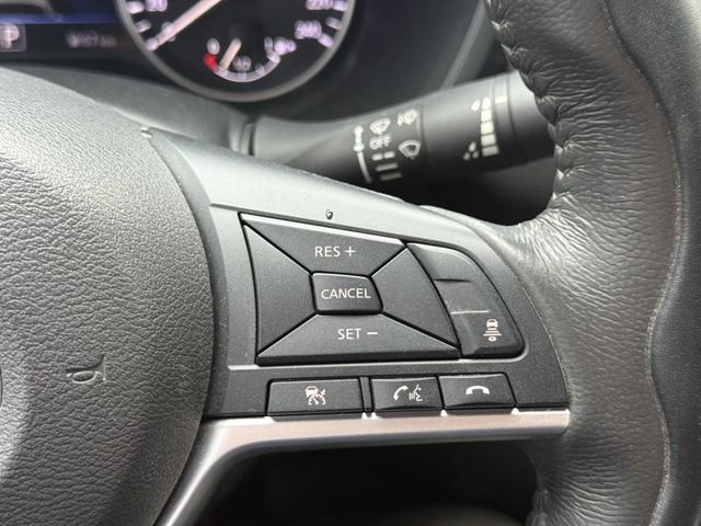 Nissan Sentra  第15張相片