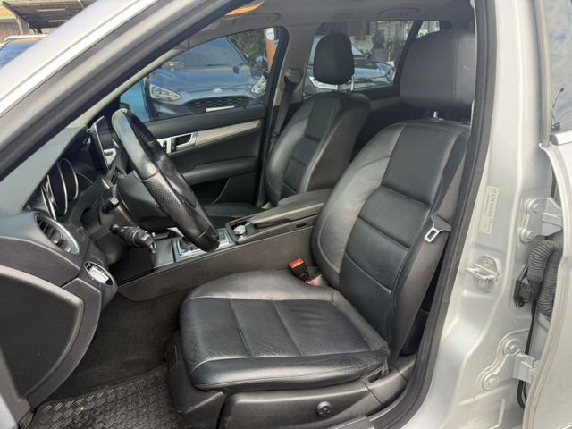 Mercedes-Benz/賓士 C300  第10張相片