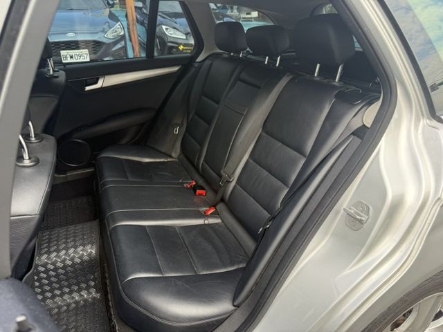 Mercedes-Benz/賓士 C300  第11張相片