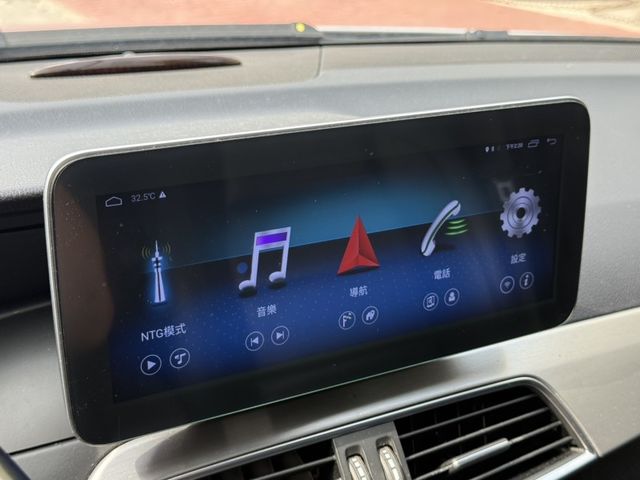 Mercedes-Benz/賓士 C300  第16張相片